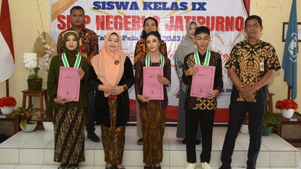 Wisudawan Terbaik
